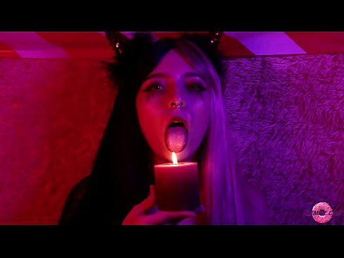 ❤️ Blowjob Ghairah dari Succubus Seksi dengan Mulut Penuh ️ Lucah pada kami ☑